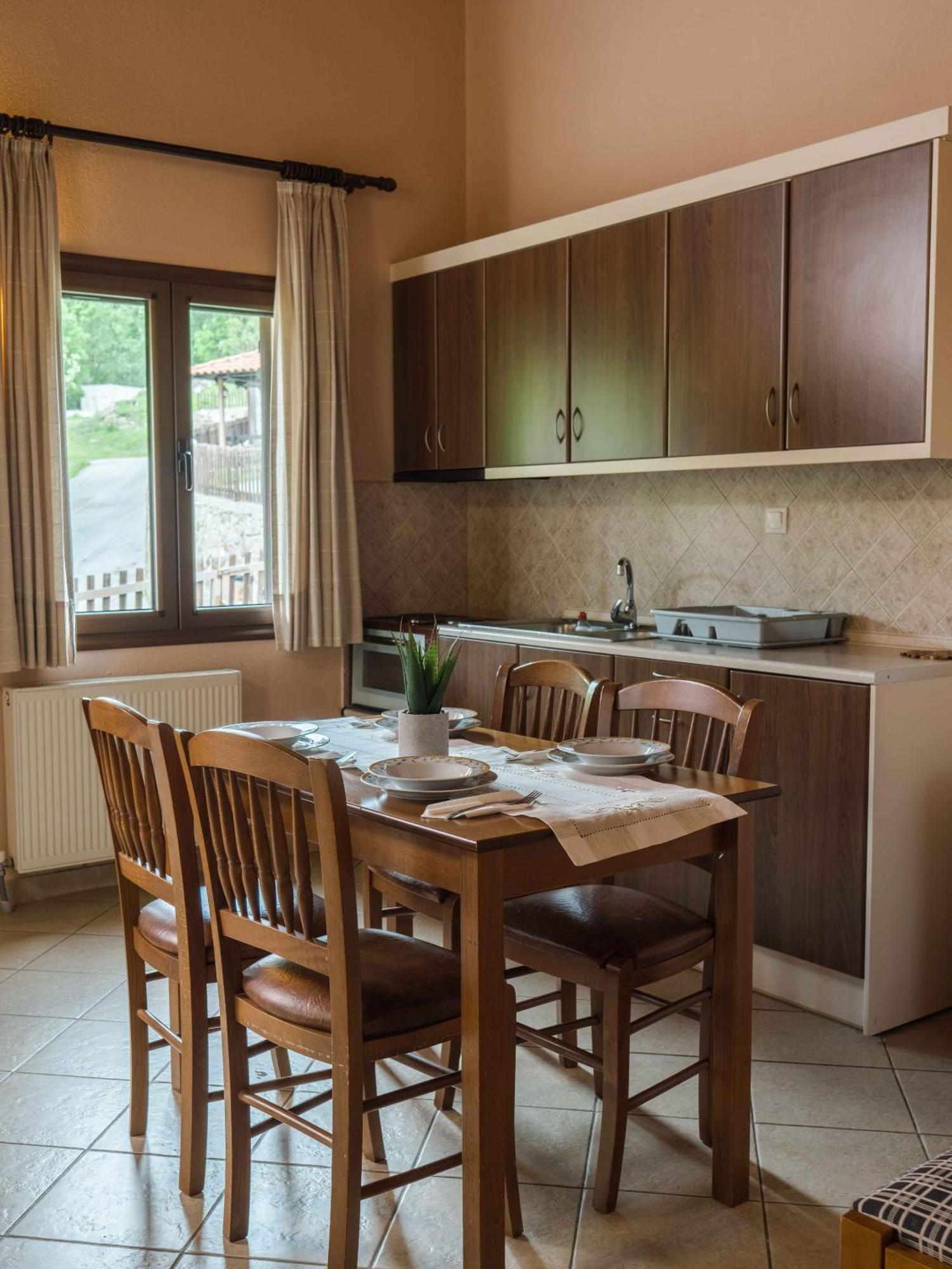 Karyon Apartament *